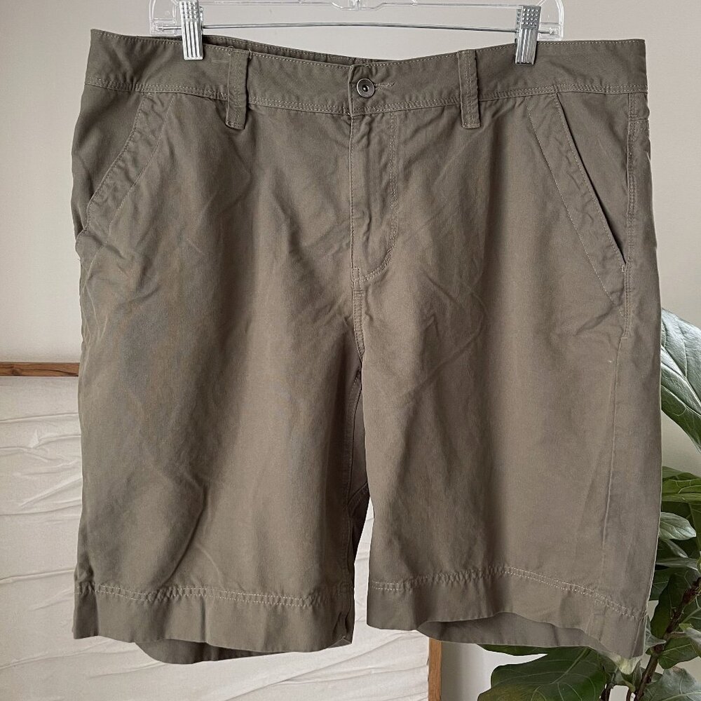 Men's MARMOT Army Green Brown Outdoor Hiking Shorts Size 38